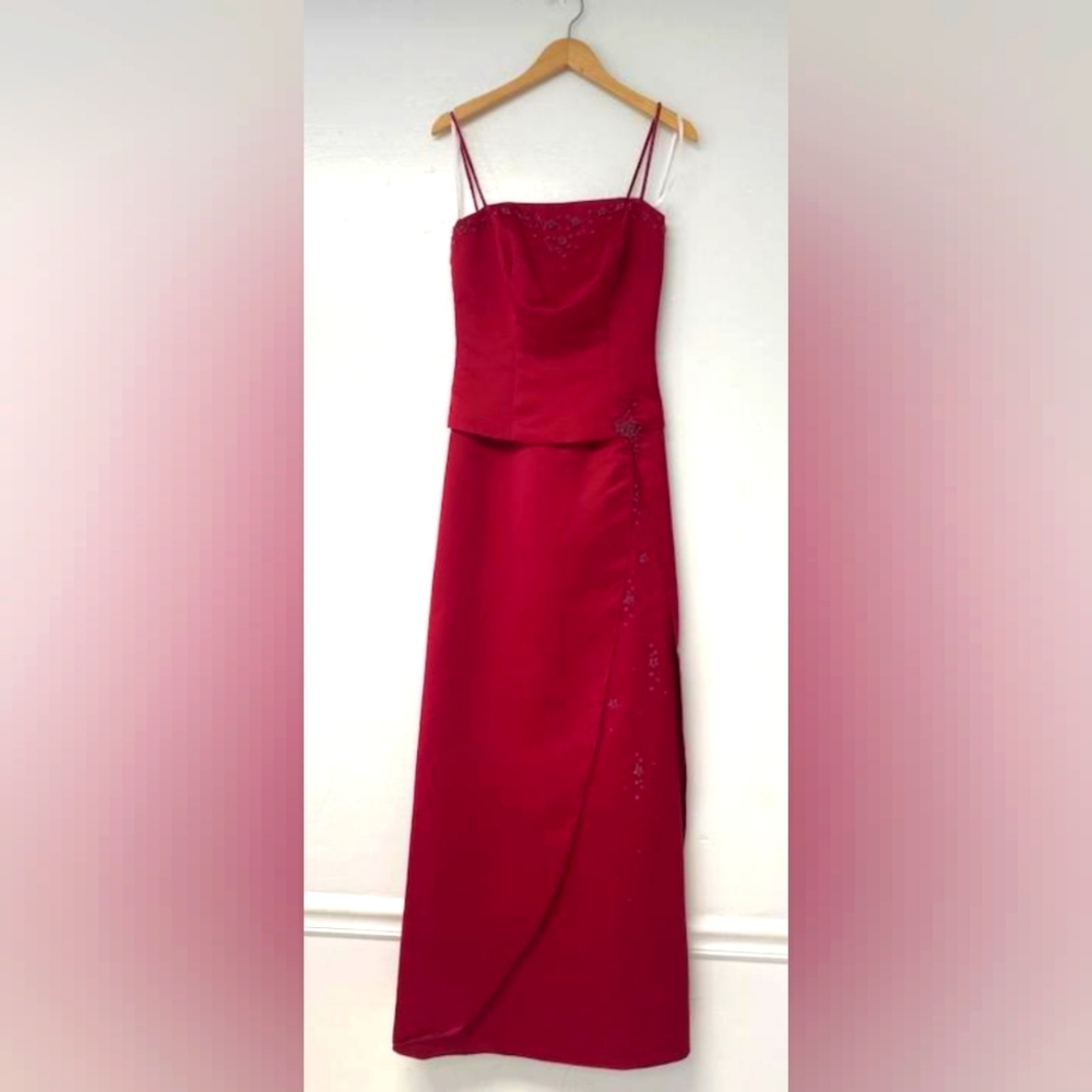 Eden Bridesmaid dress, Size 4, cranberry